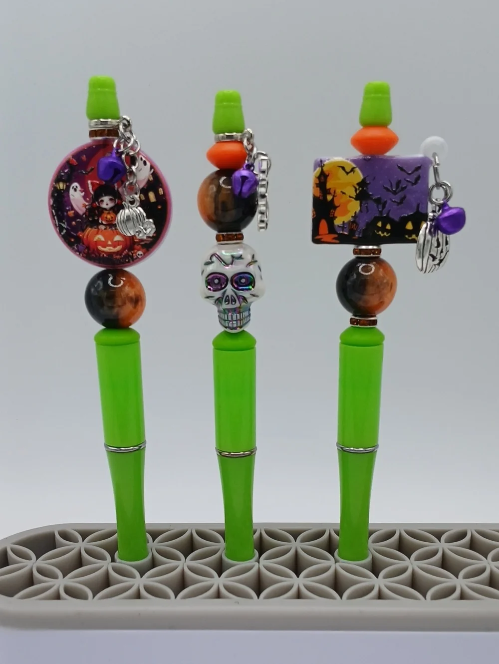 Halloween Beaded Charm Pens Set